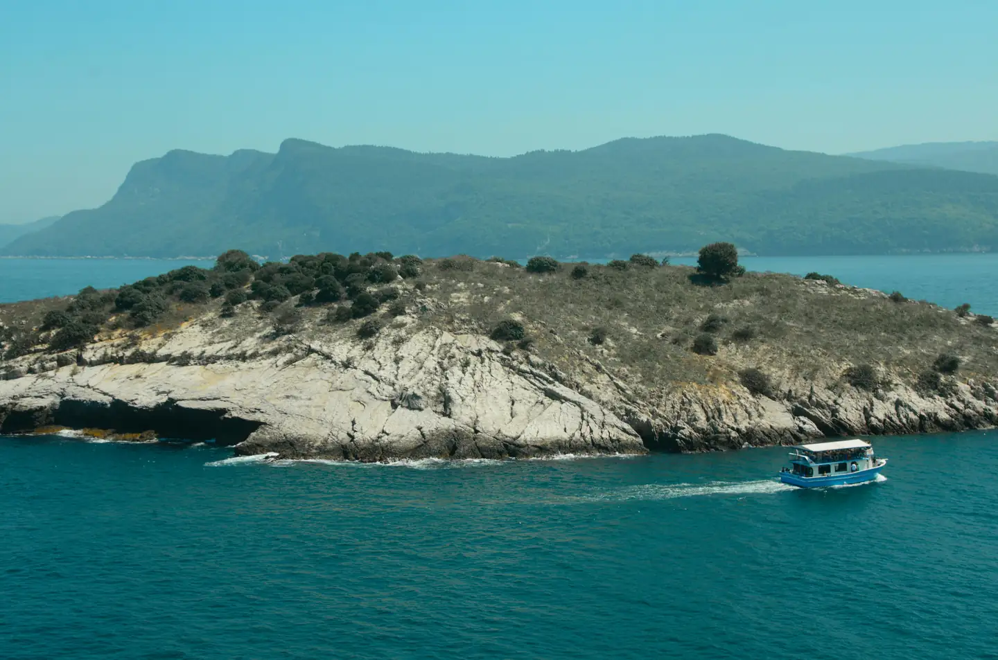 1. Minicoy Island: Go for a Boat Ride