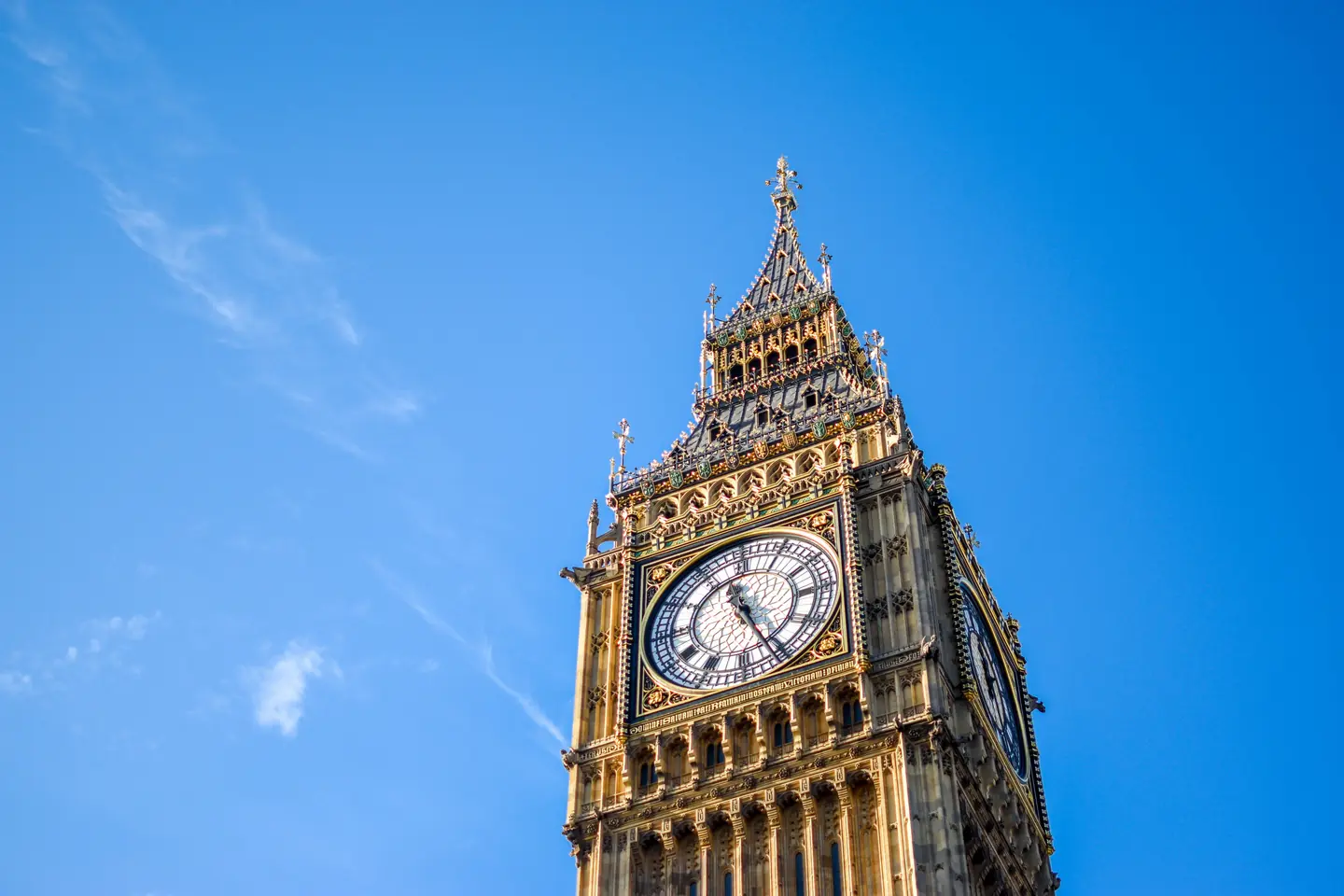 1. The Tower of London: A Step Back in Time - UK tourist attractions 