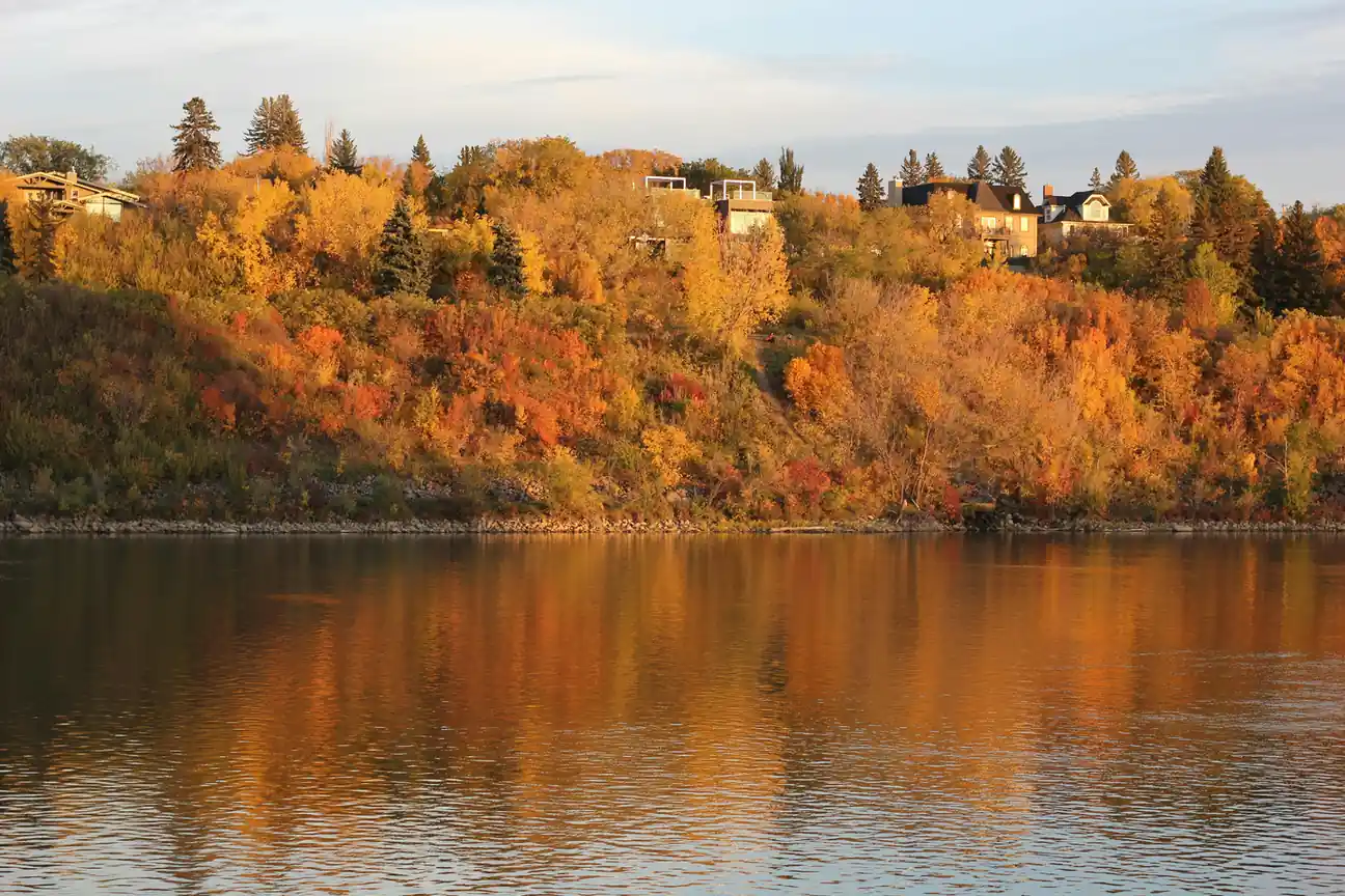 October – Golden Autumn Landscapes