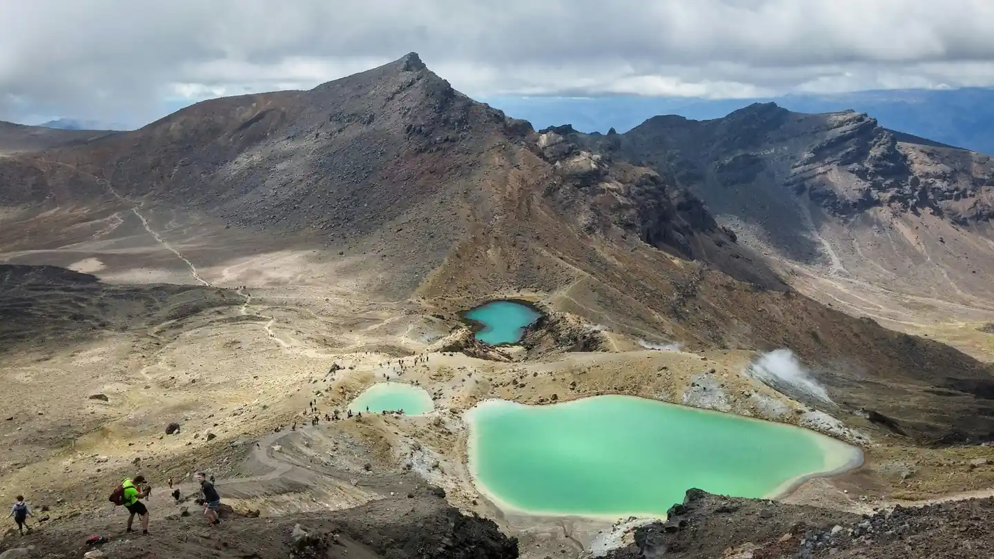 Hiking the Tongariro Alpine Crossing