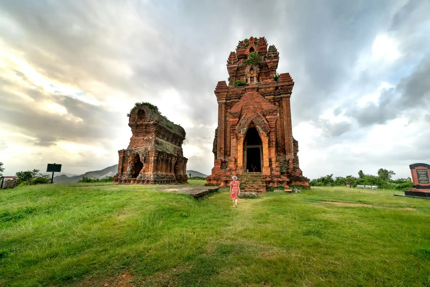 Exploring Cham Towers