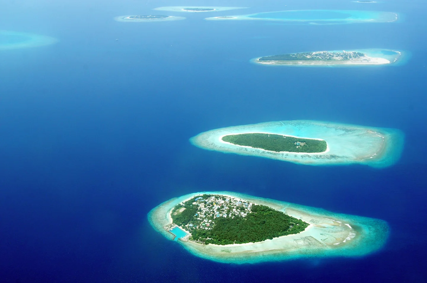 6. Thinnakara Island: For Beautiful Lagoons
