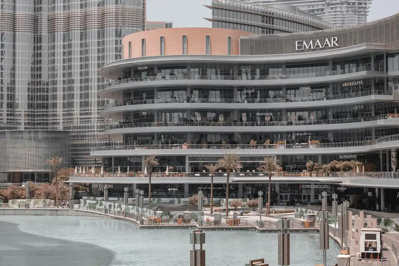 Shop Till You Drop at Dubai’s Mega Sales and Malls