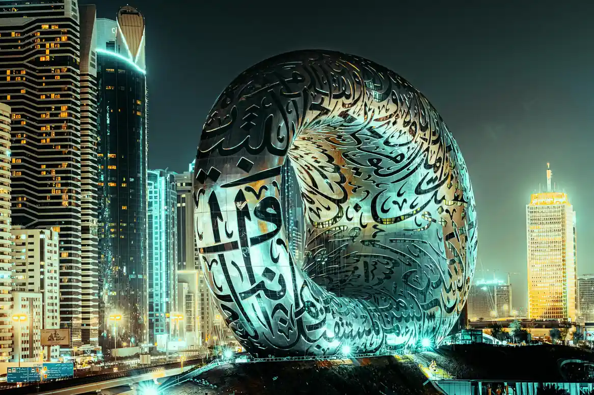 Explore Dubai’s Artistic and Cultural Scene