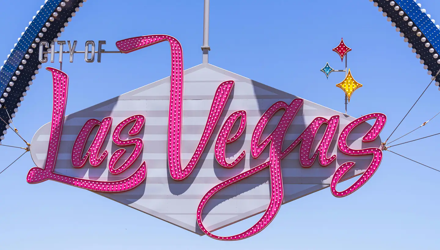 Live the Vegas Thrill