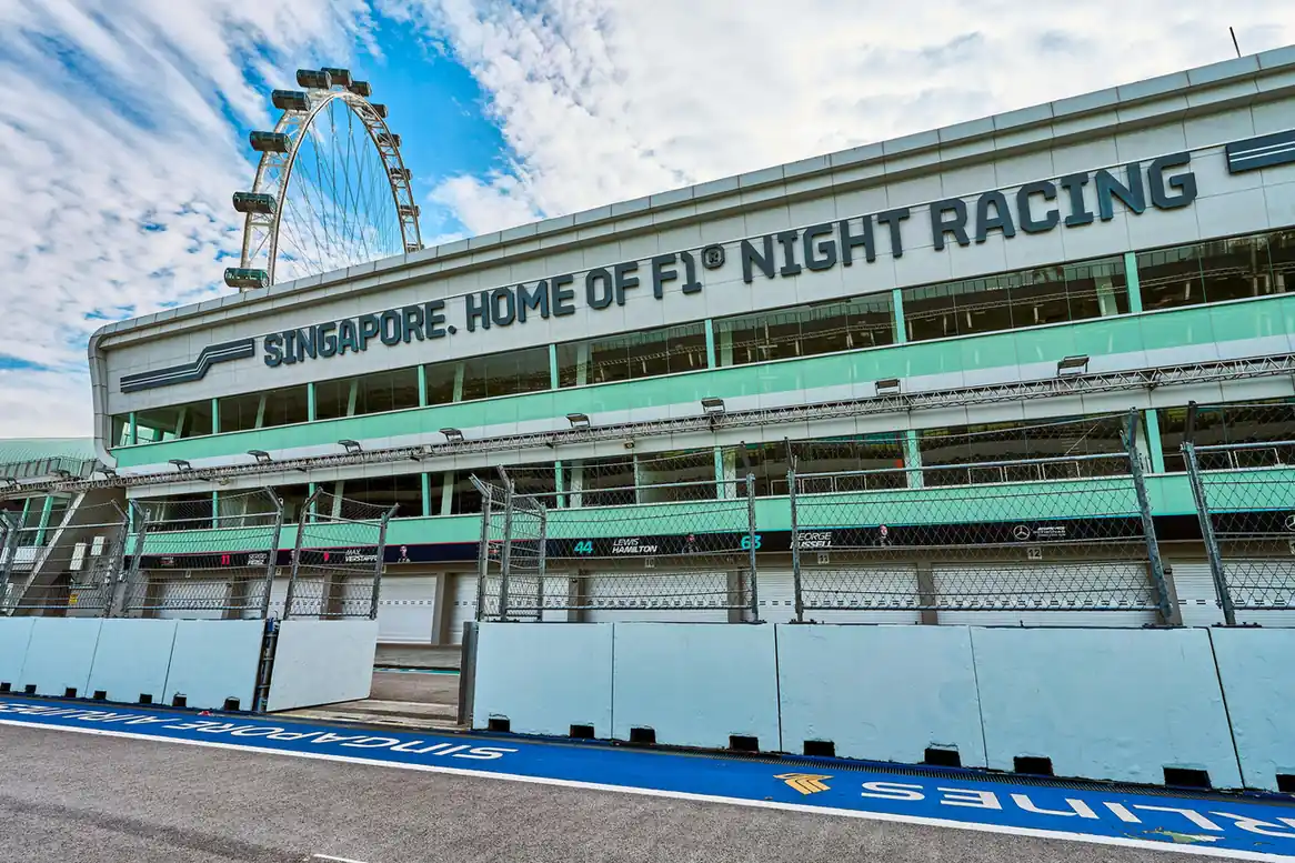 September – Singapore Grand Prix & F1 Thrills