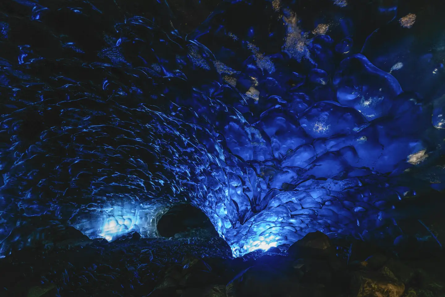 Best Time for Ice Caves and Glacier Adventures