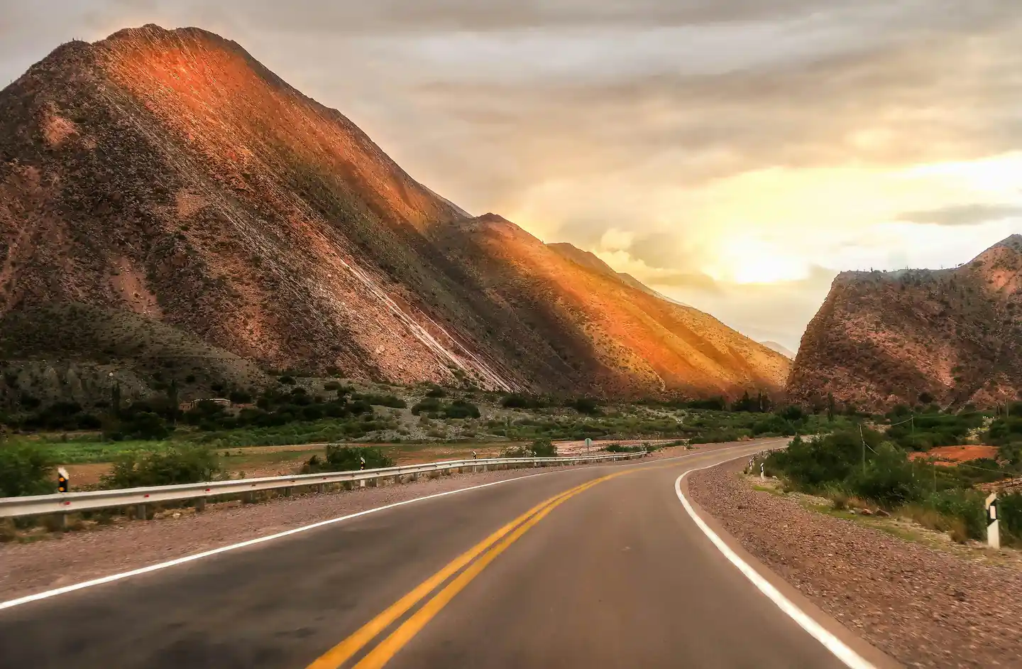 Best Time for Road Trips and Exploring the Ring Road