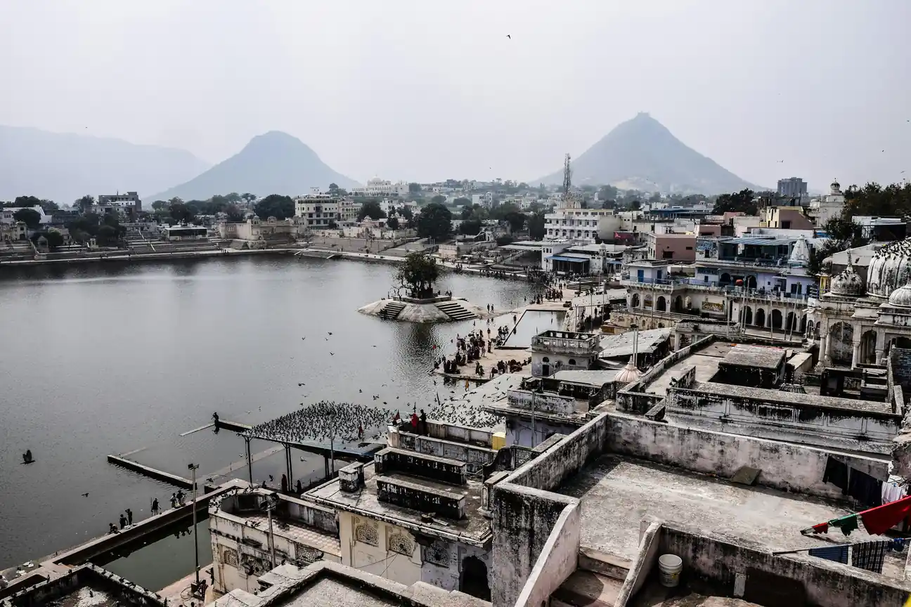 Jaipur to Udaipur via Pushkar – Spiritual Stop