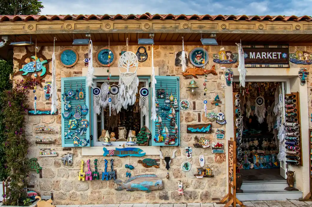 Souvenir Shopping & Departure