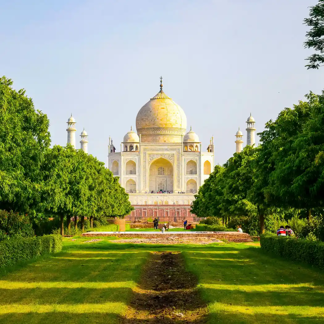 Agra, Taj Mahal -landmarks to visit in India