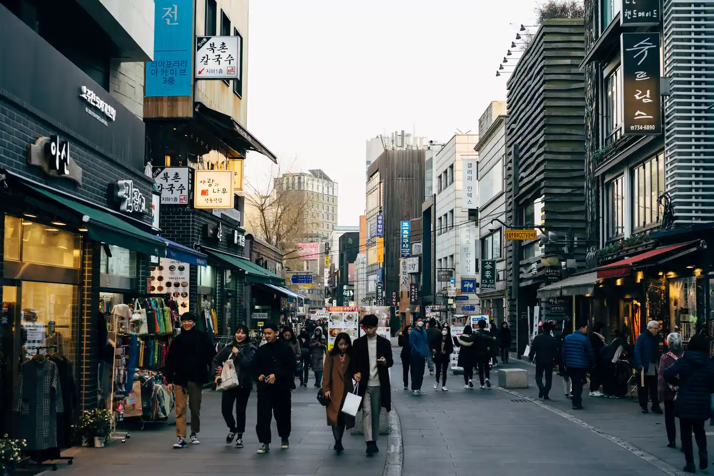 Best Time for Shopping in South Korea