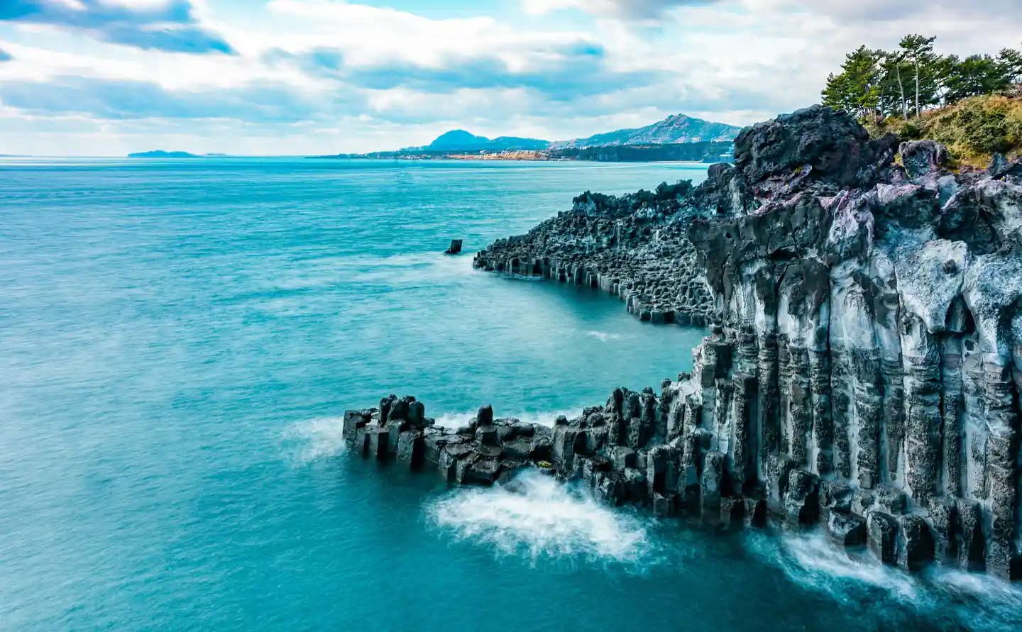 Hallasan Mountain, Jeju Island A Volcanic Autumn Getaway