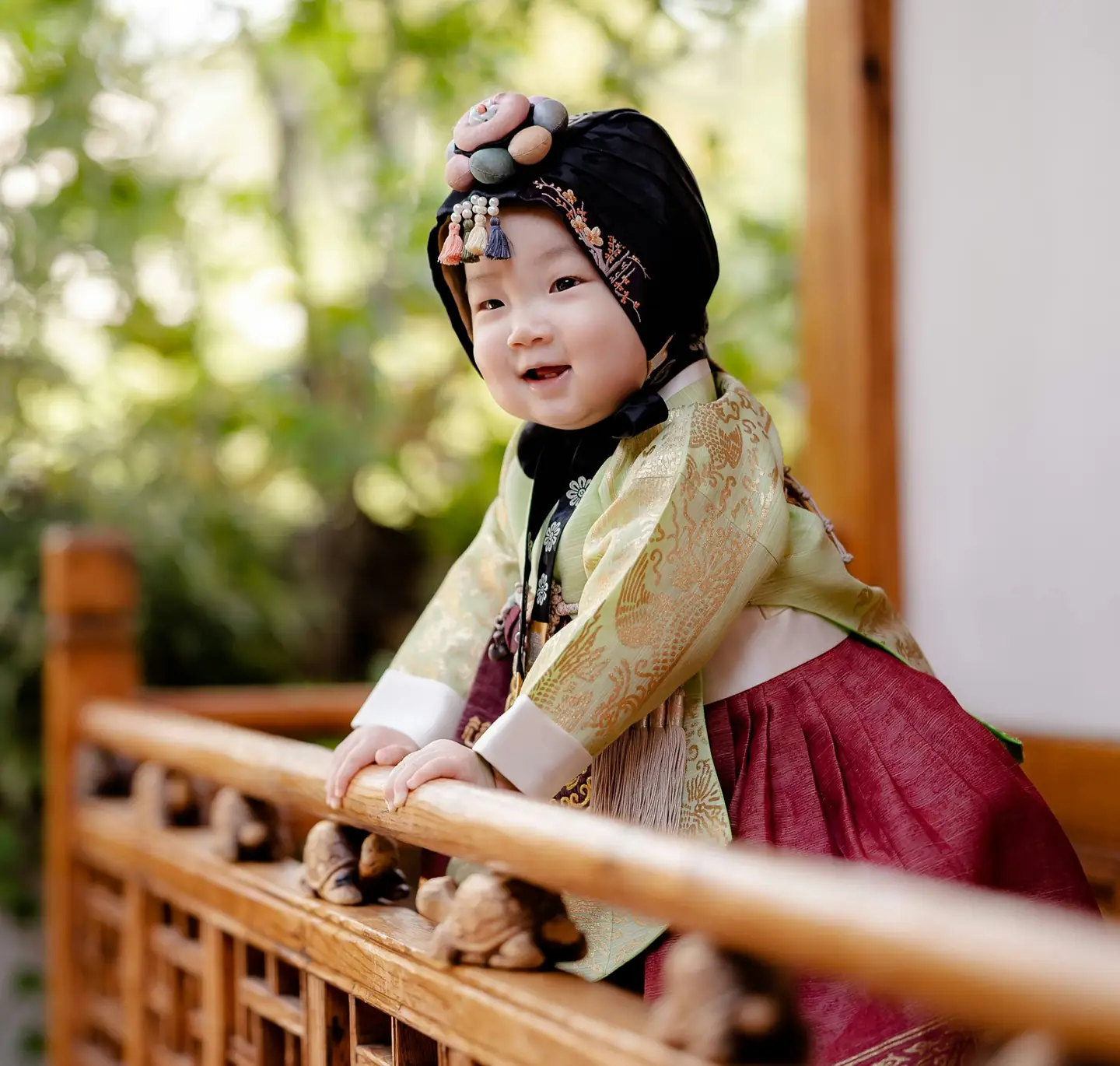Traditional Hanbok and Crafts